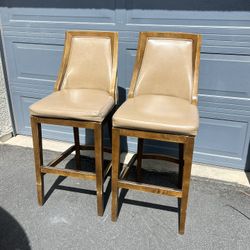 Swivel Bar Stools 