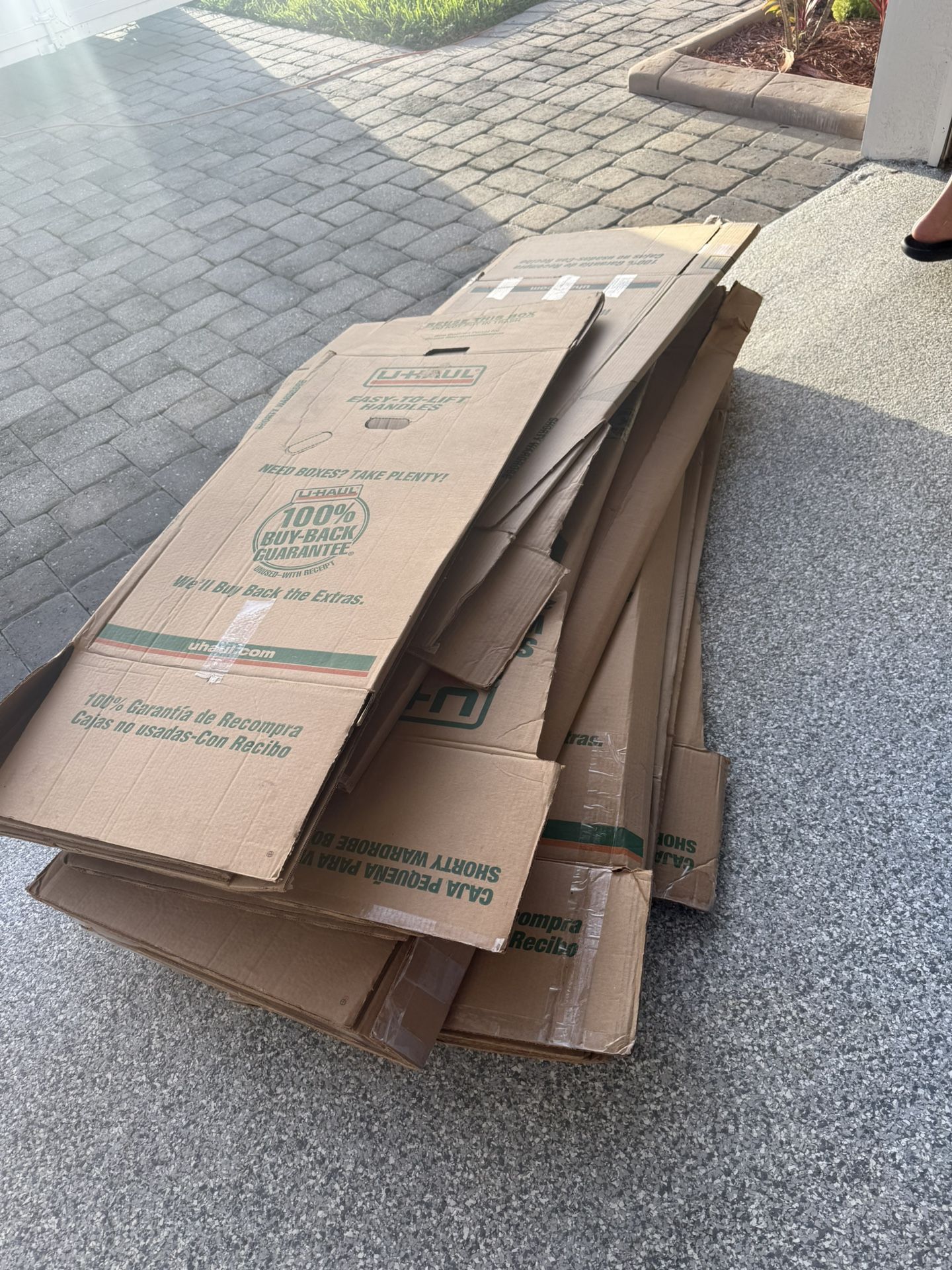 Free Moving Boxes