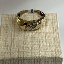 10K YELLOW GOLD RING SIZE 11