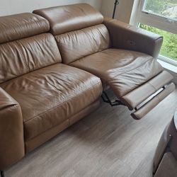 Leather Reclinee Sofa