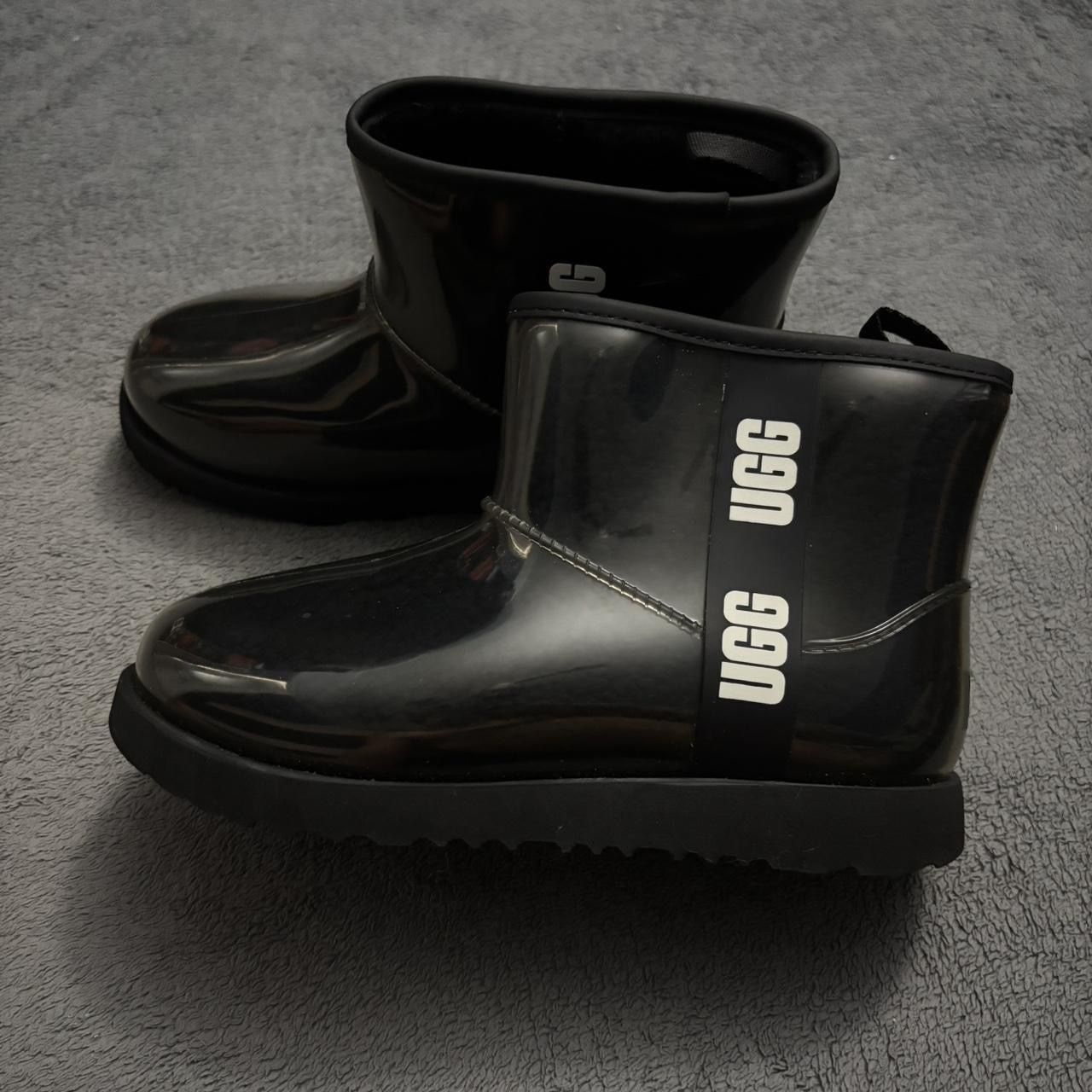 brand new never worn before uggs