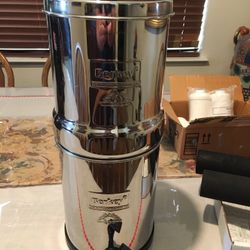 1.5 Gallon Berkey Water Filtration 
