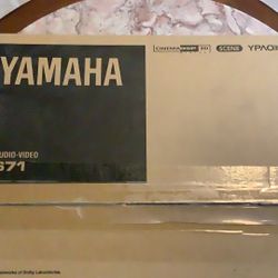 Yamaha Va Receiver, Amplifier, Tuner, Audio, And video RX – V671