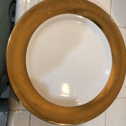 Isaac Mizrahi Gold Trimmed Dinner Plates ( 4  )