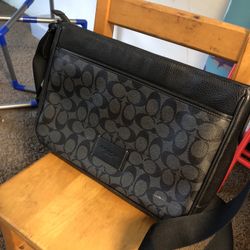 REAL LEATHER COACH MESSENGER CROSS BODY BAG🔥🔥🔥