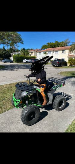 4 wheeler Atv
