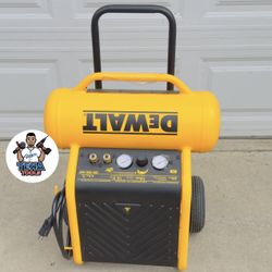 DEWALT 4.5 Gal. Portable Electric Air Compressor 225 PSI