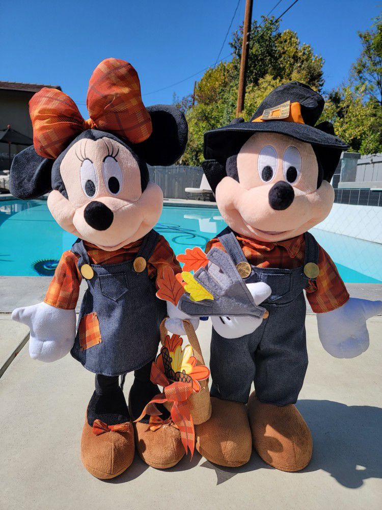 Fall Minnie & Mickey Plush Stand up Props