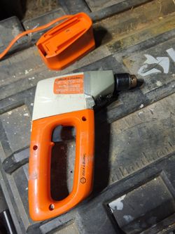 Vintage 79black And Decker Mod 4 With Drill And Battery