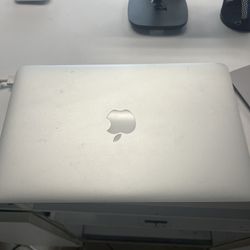 Early 2015 MacBook Air 