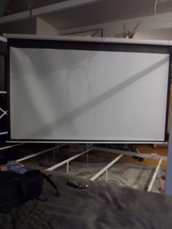 Portable Projector Screen by akia screens