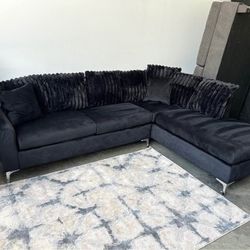 $545 Brand New Black L Shape Velvet Sofa With Cushions 