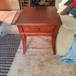 2 Oak End Tables 