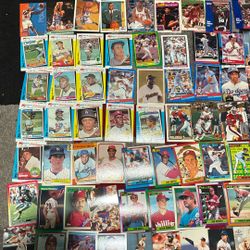 80 SPORTS CARDS GREAT PRICE SOME VERY OLD