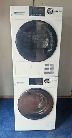 Beautiful ✨️🚨🔆GE🔆🚨✨️ Front Load Washer and Dryer perfect for tiny spaces.