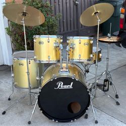 Drum Set with Cymbals and Hardware