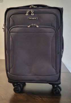 Carry-On/ Luggage Samsonite