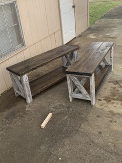 Custom entryway bench