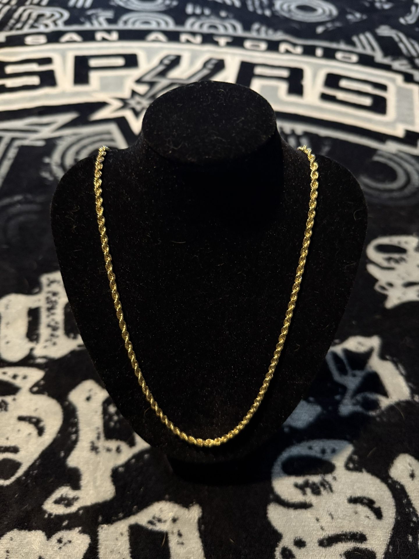 10K Gold Solid Rope Chain