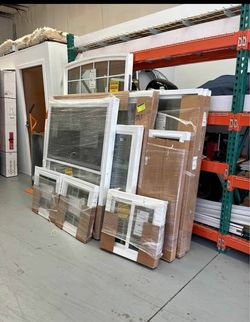 Storm-ready impact windows.
Custom fit. Competitive pricing.