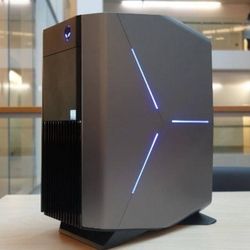 Alienware Aurora R8