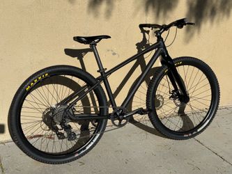 HARO 27.5 Mountain Bike - Custom Restomod
