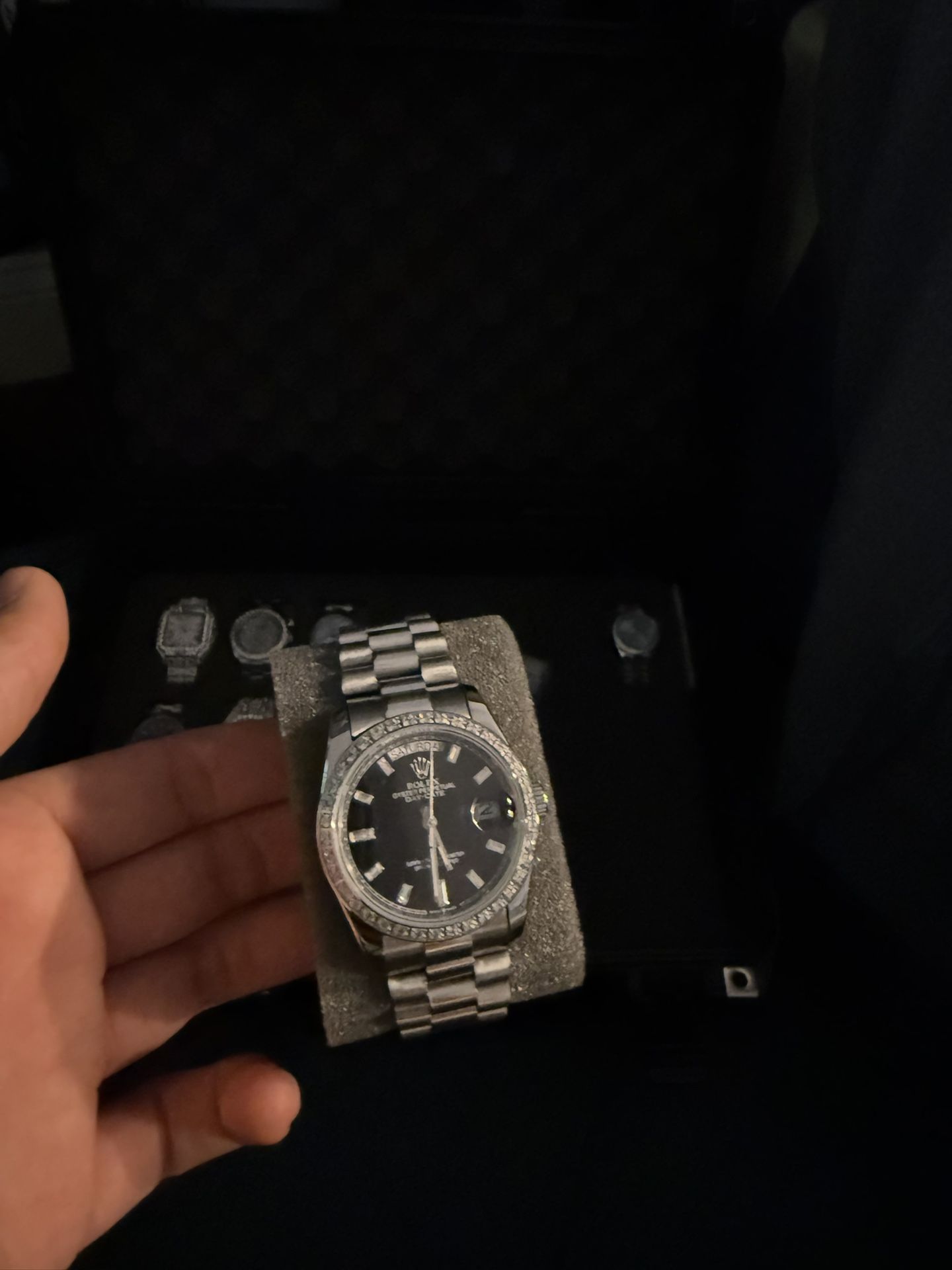Luxury Watch Diamond Bezel