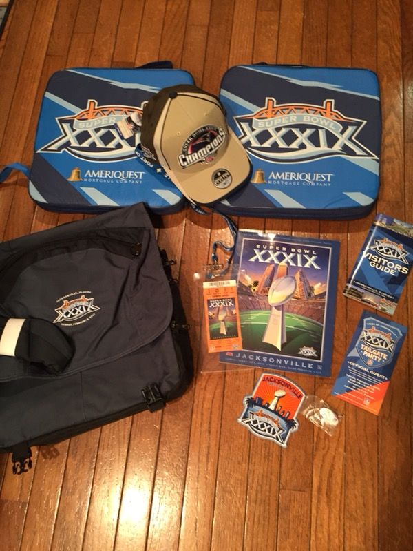 Super Bowl XXXlX Memorabilia Patriots vs. Eagles