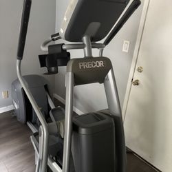 Used Good Condition Precor Efx576i