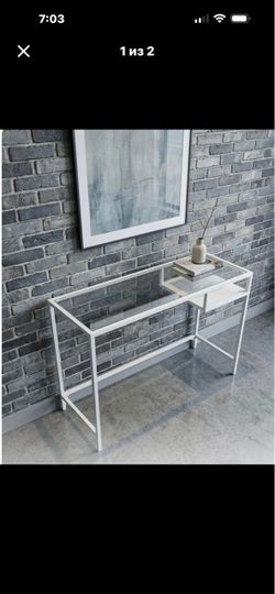 Entry table /white desk