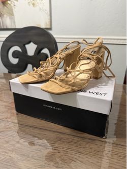 Nine West Women's GLAVEN Heeled Sandal