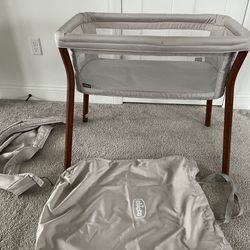 Chicco Baby Bassinet 