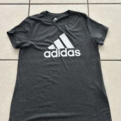 Women’s XL golf Adidas t-shirt
