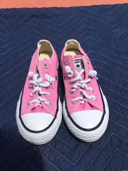 Women’s pink Converse AllStar sneakers Sz Youth 11.5