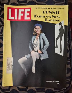 Life Magazine January 12th 1968 Faye Dunaway cover avaliable from panorama city