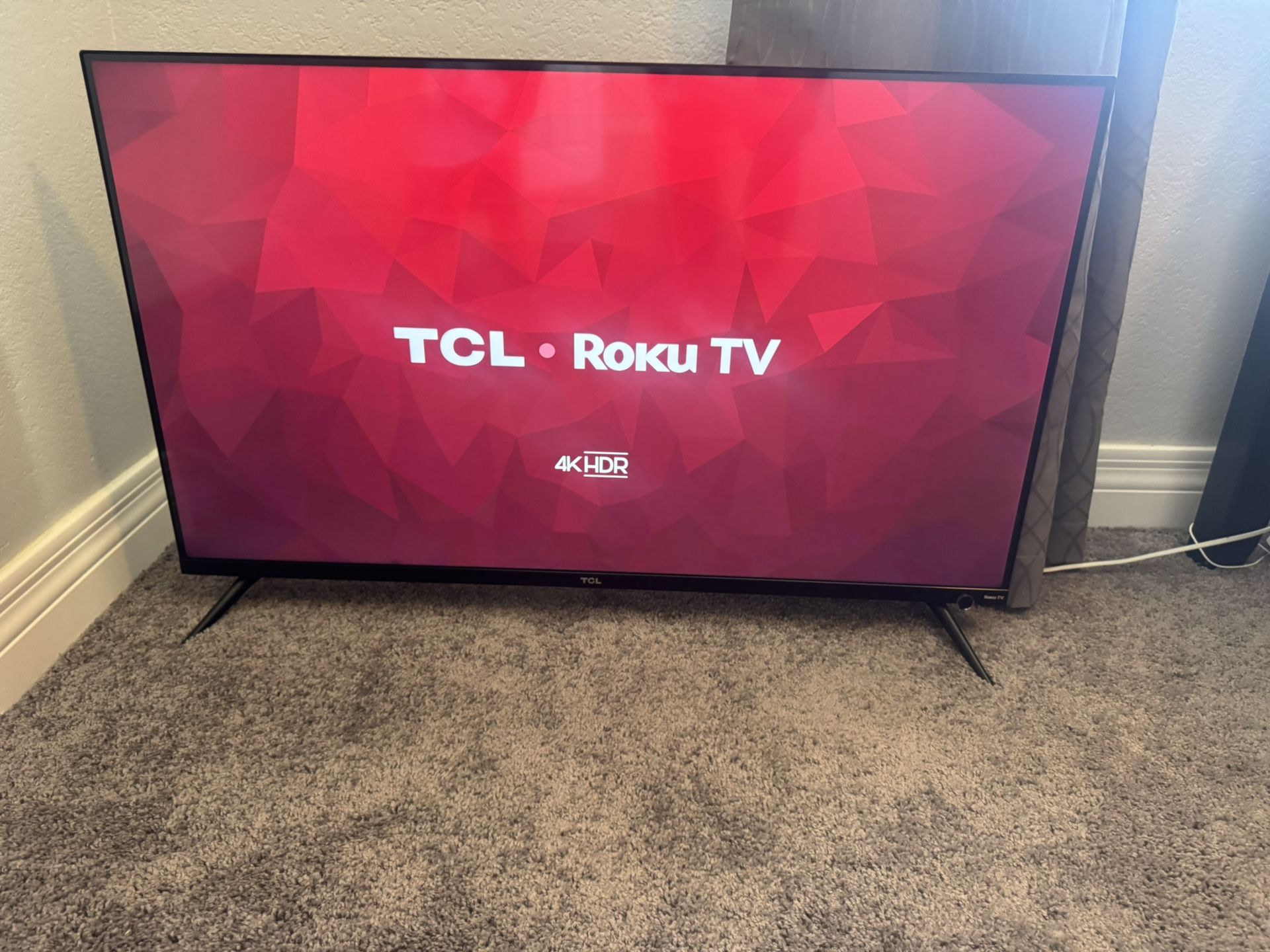 TCL Roku 43” 4k TV