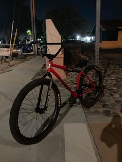 Street co free wheel shimano 200s Oakland bars, black pegs, dual maxxies, ride out supply seat,
