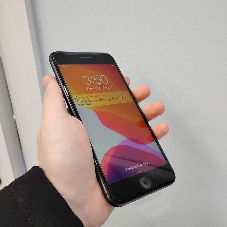 Apple iPhone 8 Plus - Pay $5 today and the rest later!!