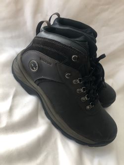 New Timberland waterproof for men Sz 9 Brown