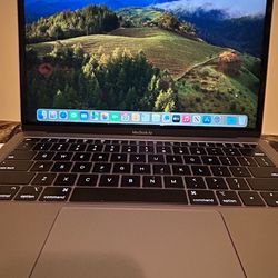 2019 MacBook Air 13” Retina - Core i5, 8GB RAM, 256GB SSD - NEW BATTERY - Excellent Condition!