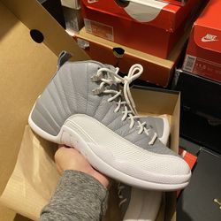 Jordan Stealth 12s size 9 USED But Clean