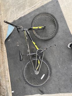 GT -pro Bike