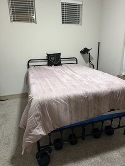 Bed with mattress and box spring