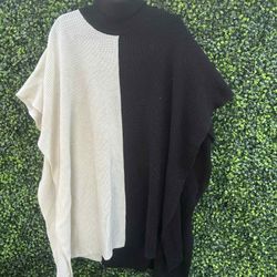 CALVIN KLEIN Turtleneck Poncho Sweater large
