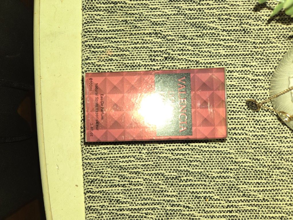 🌹 Valencia Donna Fantasy –  by Valentino Donna | Women’s Perfume 