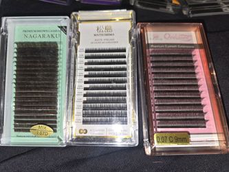 20 Eyelash Extension Trays – Nagaraku, Matsushima, etc.  / Bought As Is On Clearance = New & Open Cases