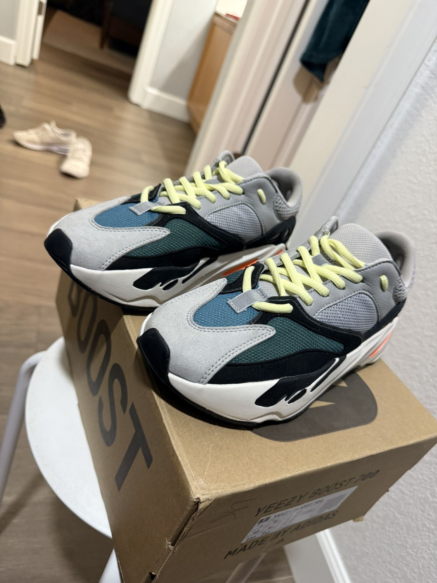 Adidas Yeezy 700 Boost Wave Runner