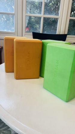 Gaiam Foam Yoga Blocks