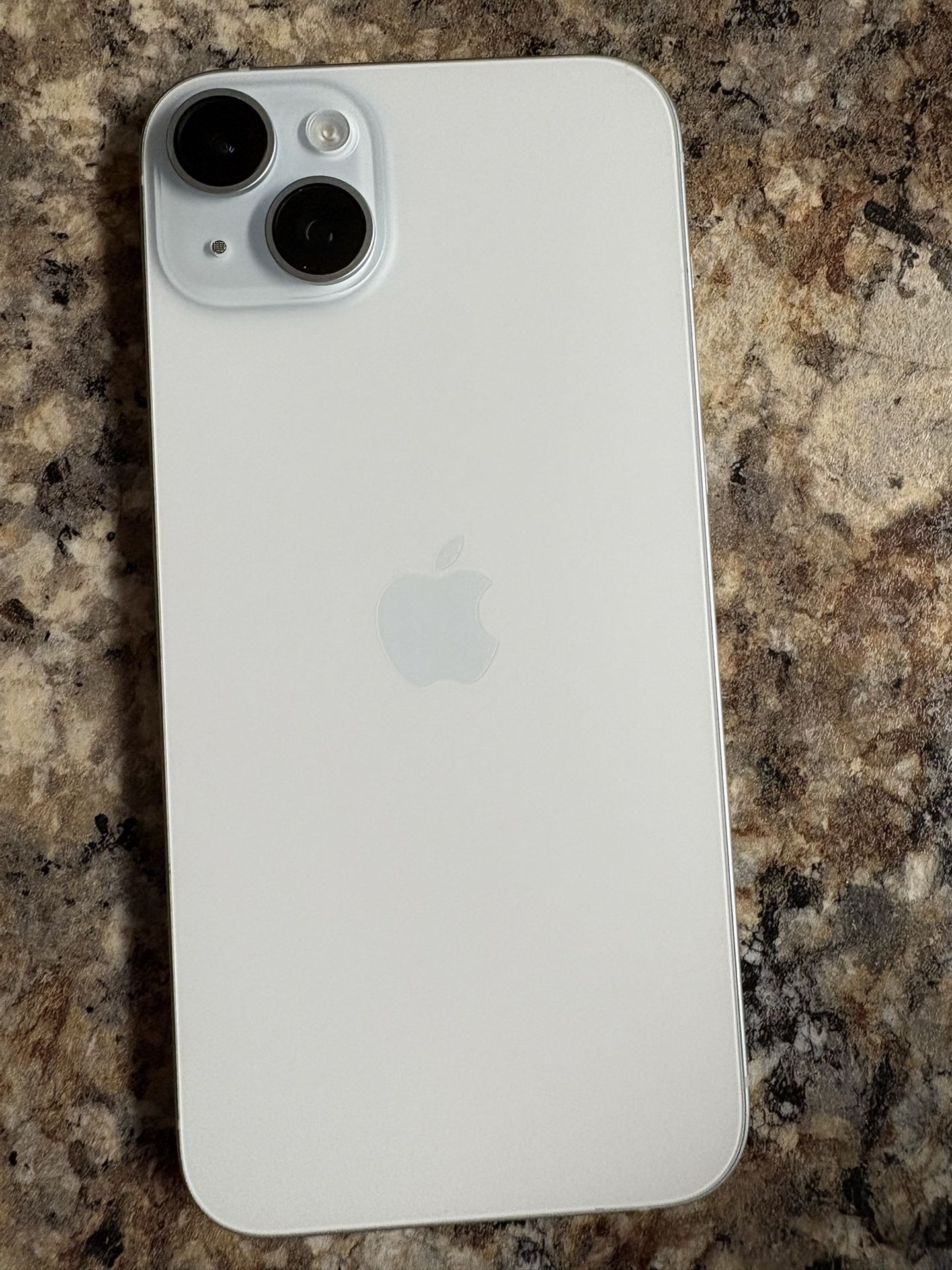 Unlocked iPhone 15 Plus
