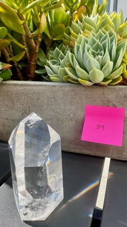 Clear quartz crystal
